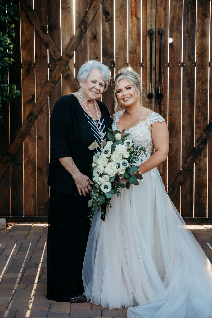 venue at chilleens, arizona wedding photographer, wedding portraits family