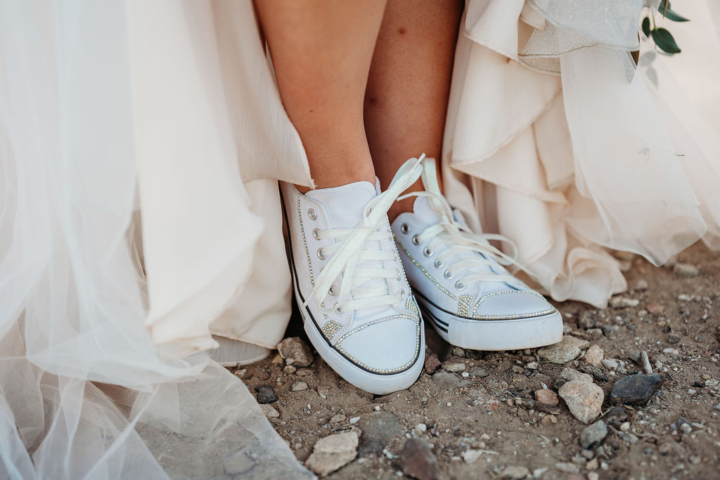 venue at chilleens, arizona wedding photographer, wedding details, bride in rhinestone converse