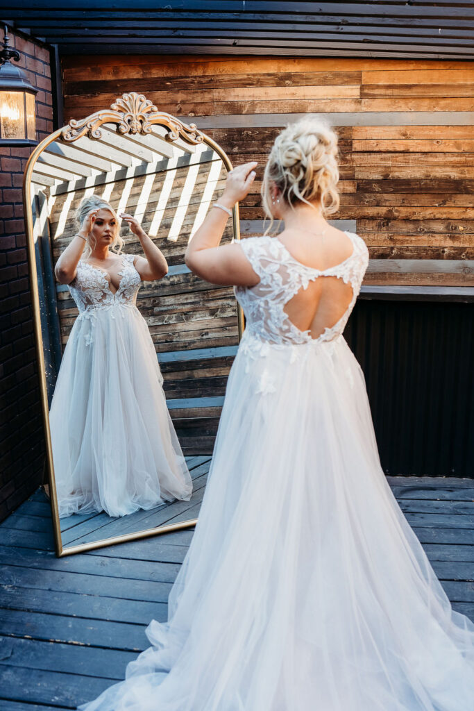 venue at chilleens, arizona wedding photographer, bridal portrait, bridal updo, wedding dress