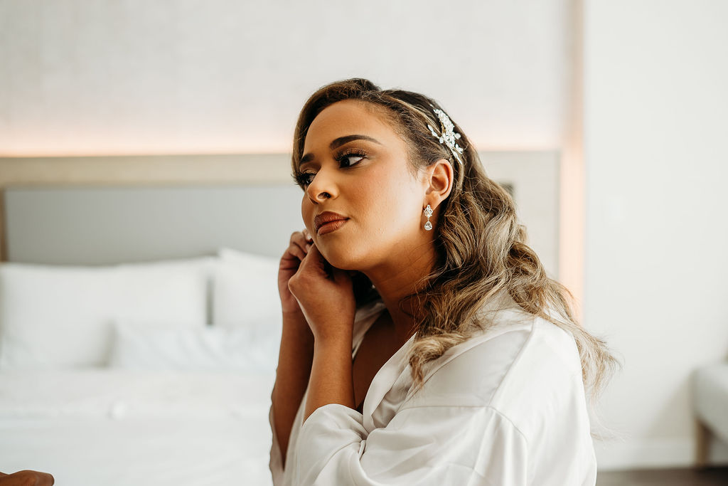 bride getting ready, The Westin Tempe