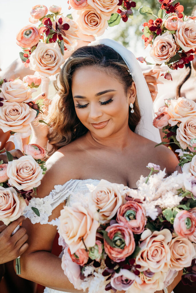 bridal portrait, papago golf club, sweetheart wedding dress, blush rose bouquet, poppy in bouquet, arizona wedding photographer