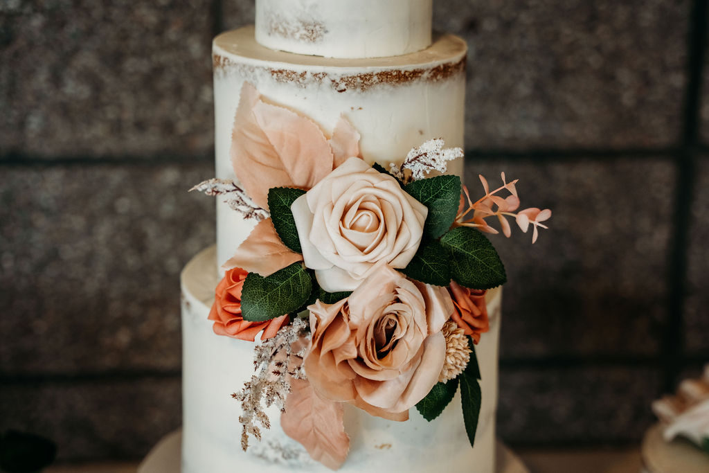 naked wedding cake with blush rose florals, arizona wedding photographer