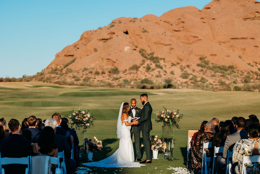 papago golf club wedding ceremony, arizona wedding photographer, desert mountain wedding