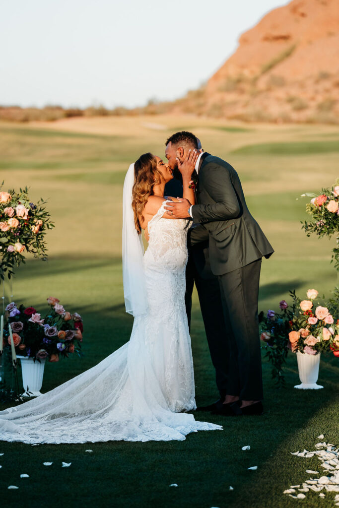 papago golf club wedding ceremony, arizona wedding photographer, desert mountain wedding