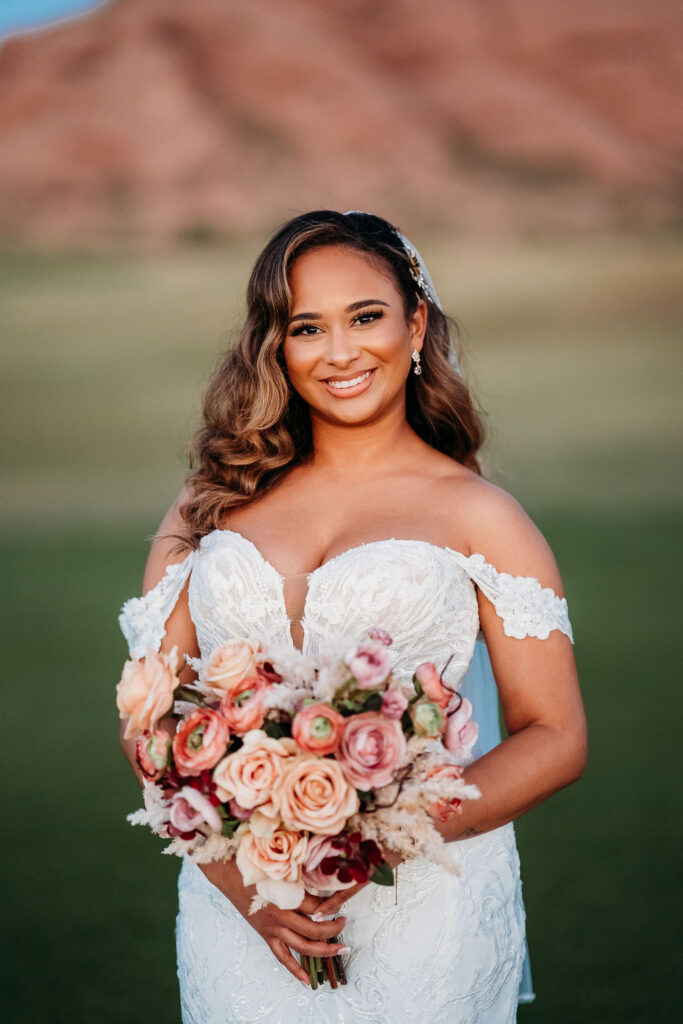 bridal portrait, papago golf club, sweetheart wedding dress, blush rose bouquet, poppy in bouquet, papago mountains