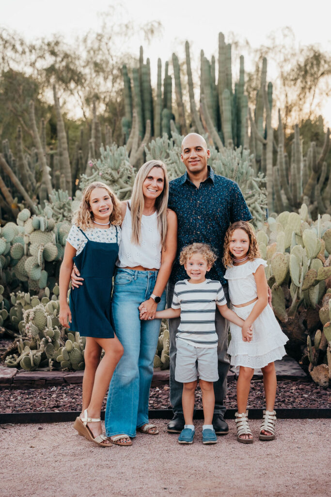 arizona family photographer, desert botanical garden family photos