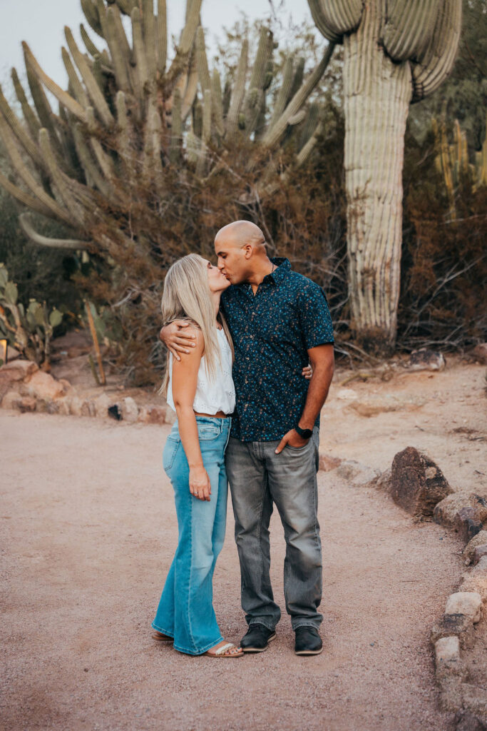 arizona family photographer, desert botanical garden family photos