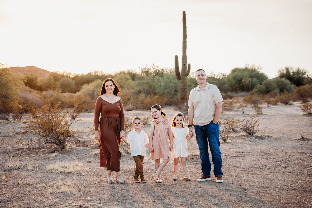 arizona desert family photography, family photo poses, neutral color palette