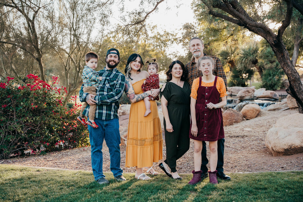 arizona desert family photography, extended family photo poses