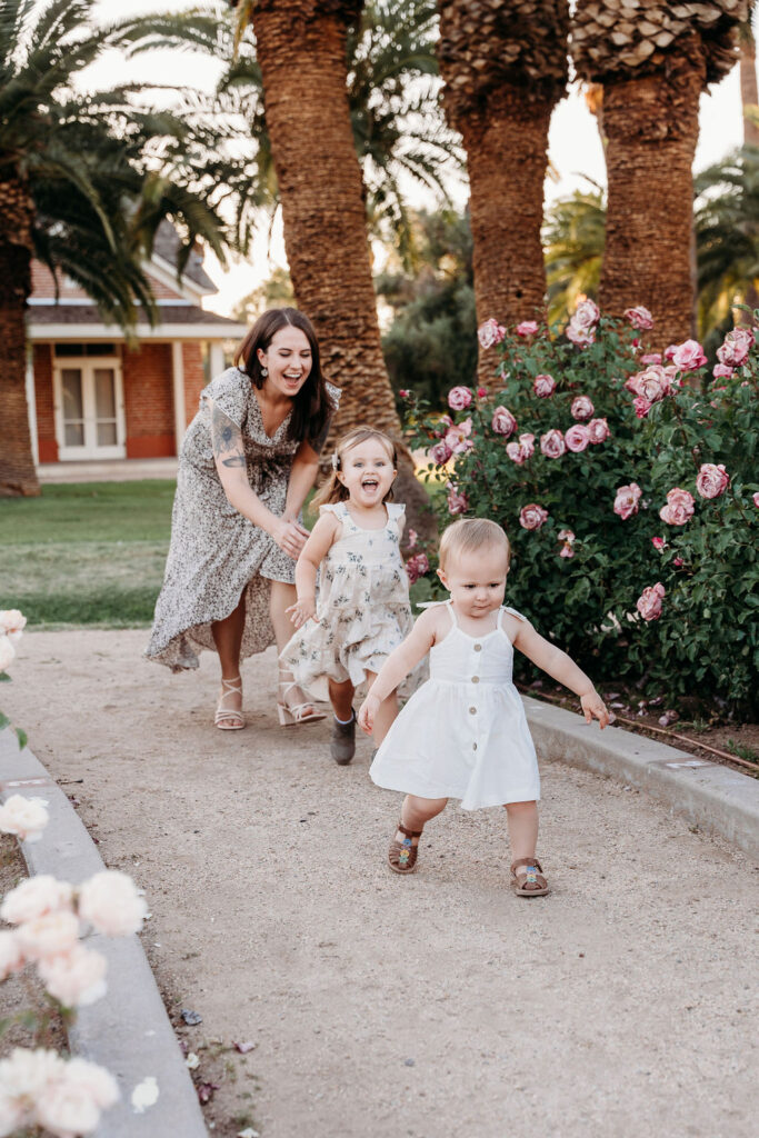 Sahuaro Ranch Park family photos, neutral color palette