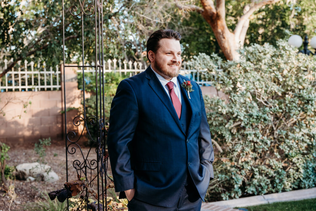 Wedding ceremony by arizona wedding photographer at Stonebridge Manor.