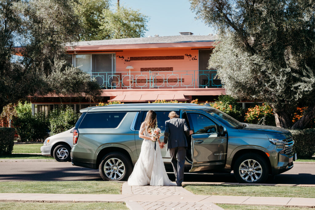 wedding reception at coronado house in phoenix, arizona wedding photographer, intimate wedding