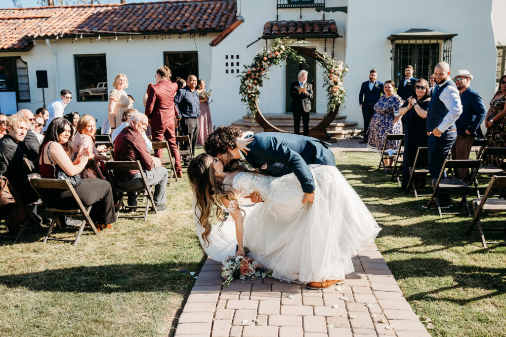 wedding reception at coronado house in phoenix, arizona wedding photographer, intimate wedding