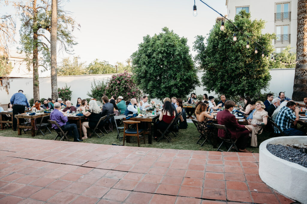 intimate wedding reception, outdoor farmhouse style for wedding