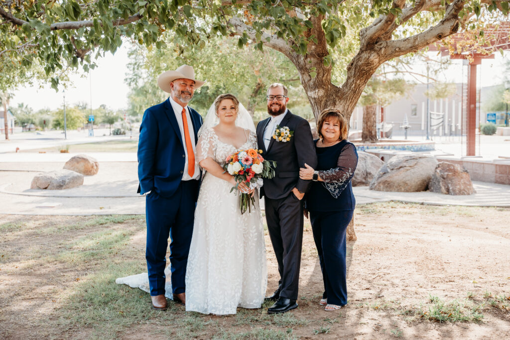 arizona wedding photographer, formal wedding photos, family posing ideas for a wedding