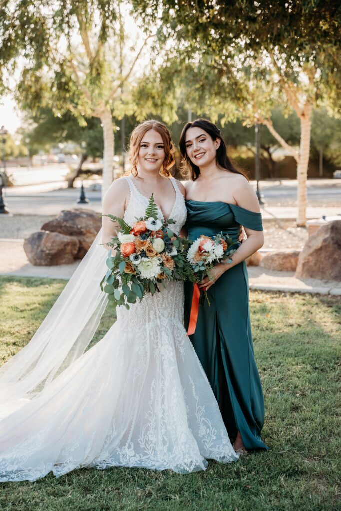 bride and maid of honor posing ideas, arizona wedding photographer
