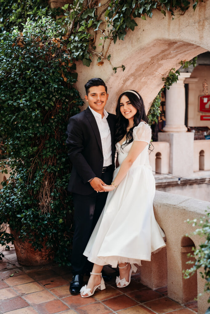 Tlaquepaque in Sedona, engagement photos, engagement photographer, proposal photographer, arizona wedding photographer