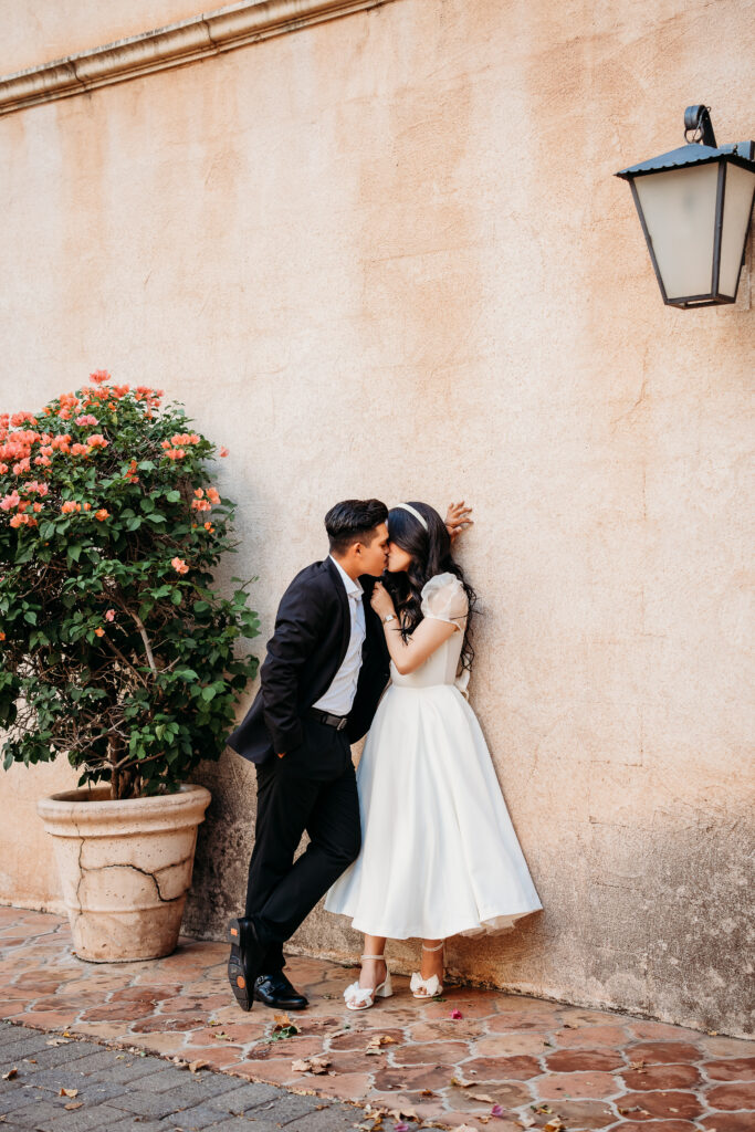 Tlaquepaque in Sedona, engagement photos, engagement photographer, proposal photographer, arizona wedding photographer