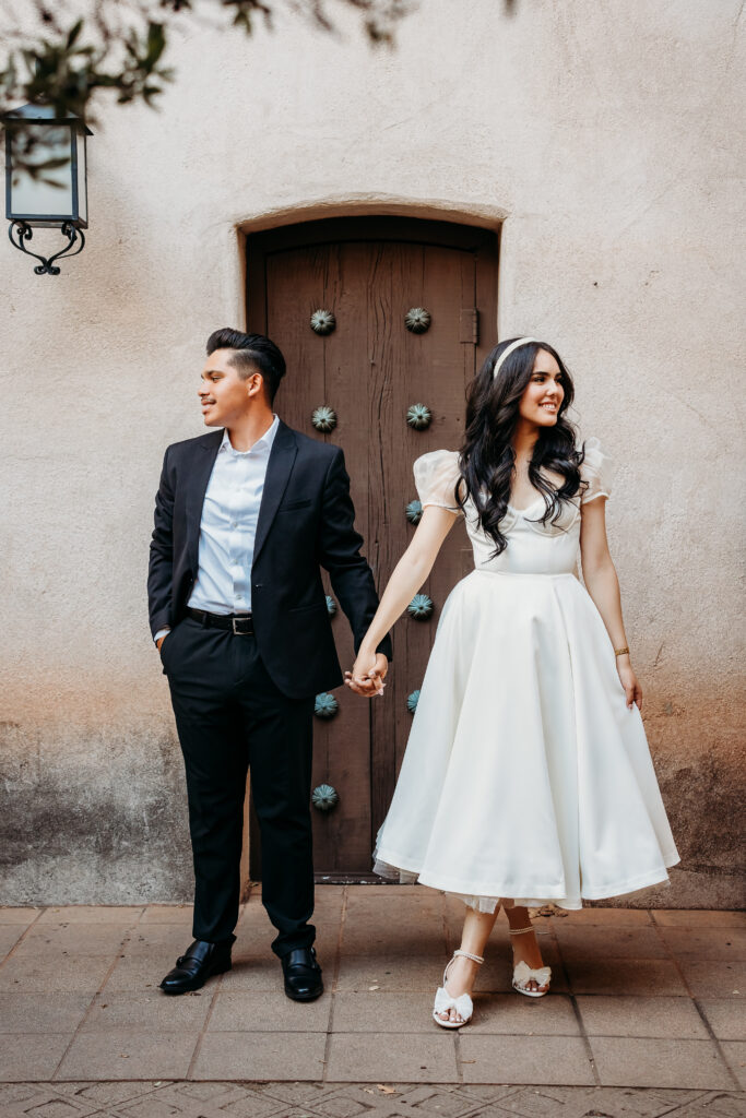 Tlaquepaque in Sedona, engagement photos, engagement photographer, proposal photographer, arizona wedding photographer