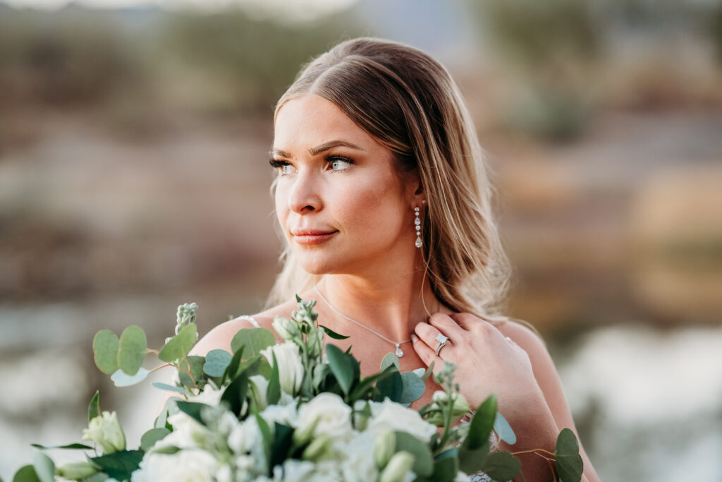 Bride Posing Ideas, sophisticated bride, arizona wedding photographer, bride at verrado golf club